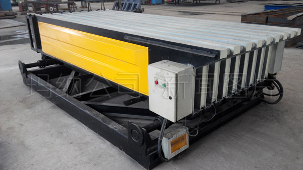 M01墻板機圖片 M01墻板機圖片